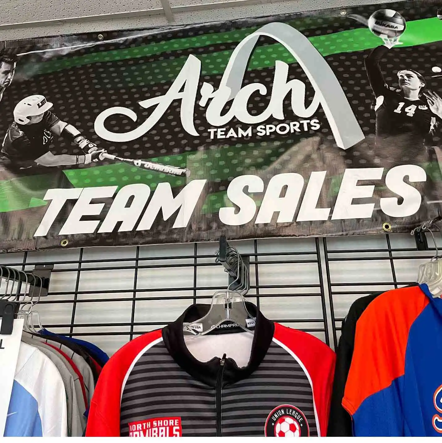 logo for 00029-arch-team-sports.webp