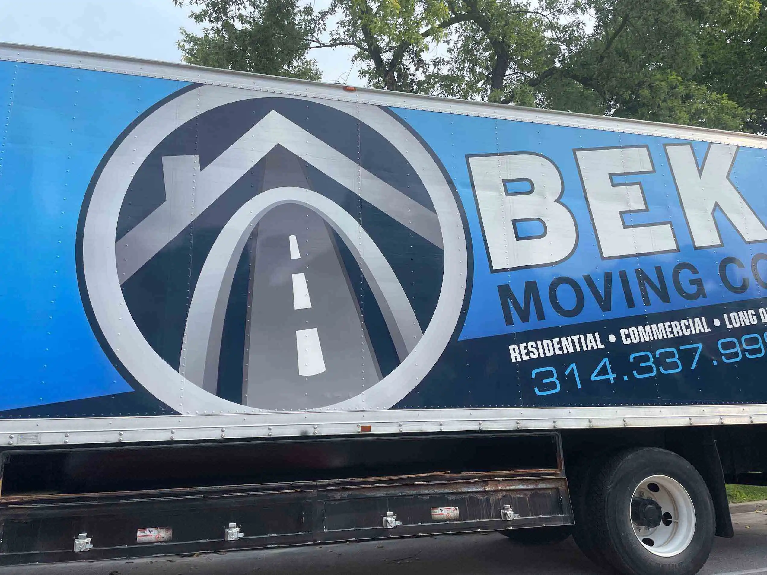 logo for 00048-bek-moving-co.webp