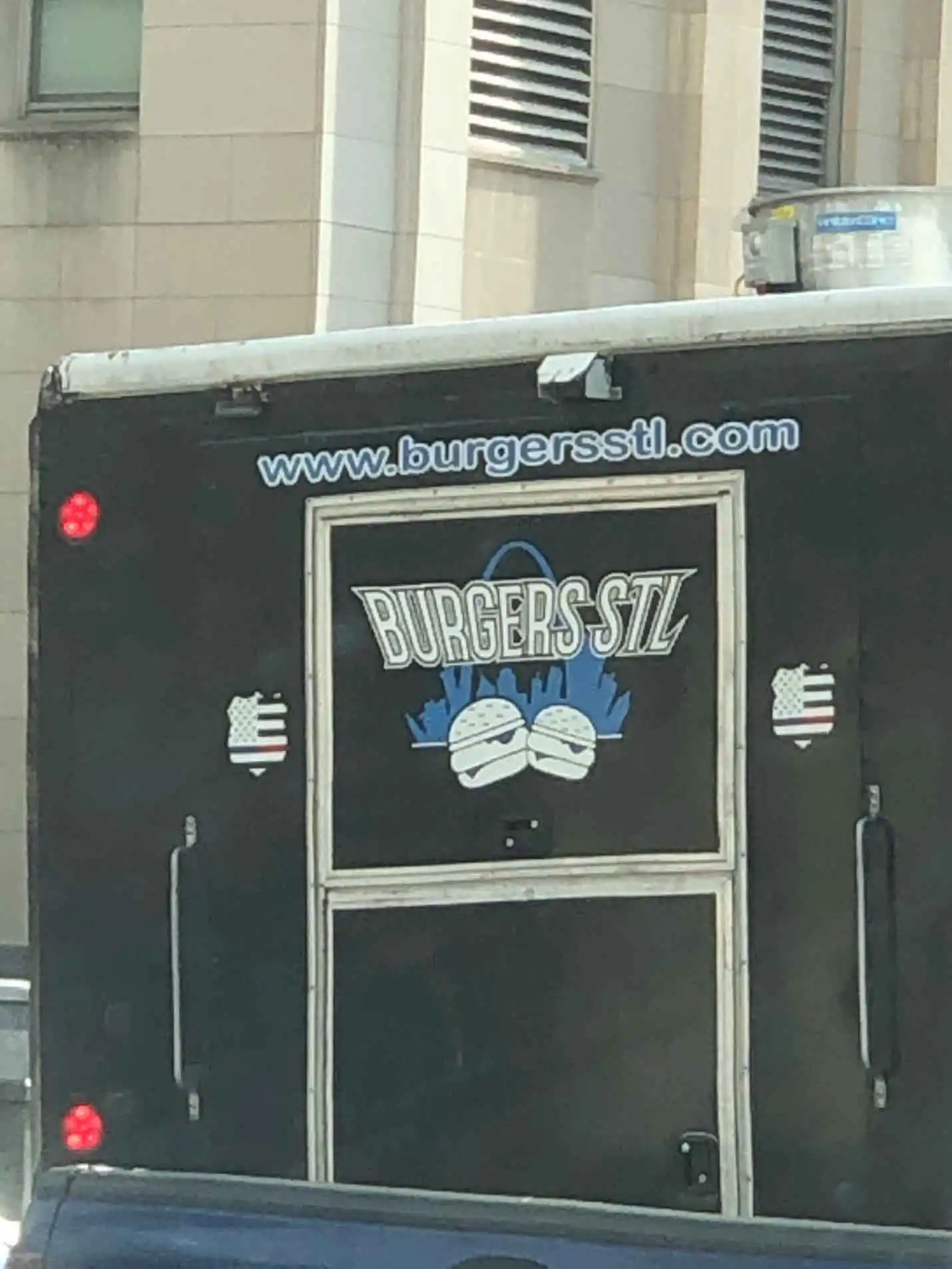 logo for 00061-burgers-stl.webp