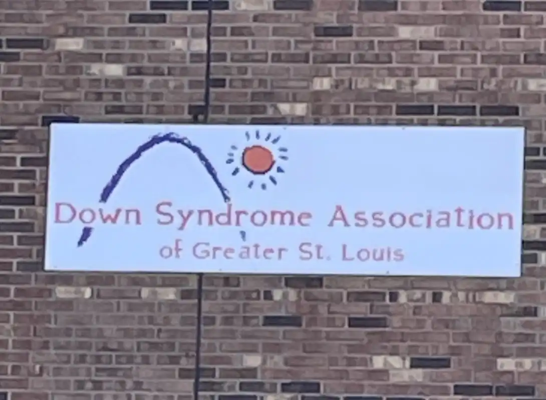 logo for 00105-down-syndrome-association-of-greater-st-louis.webp