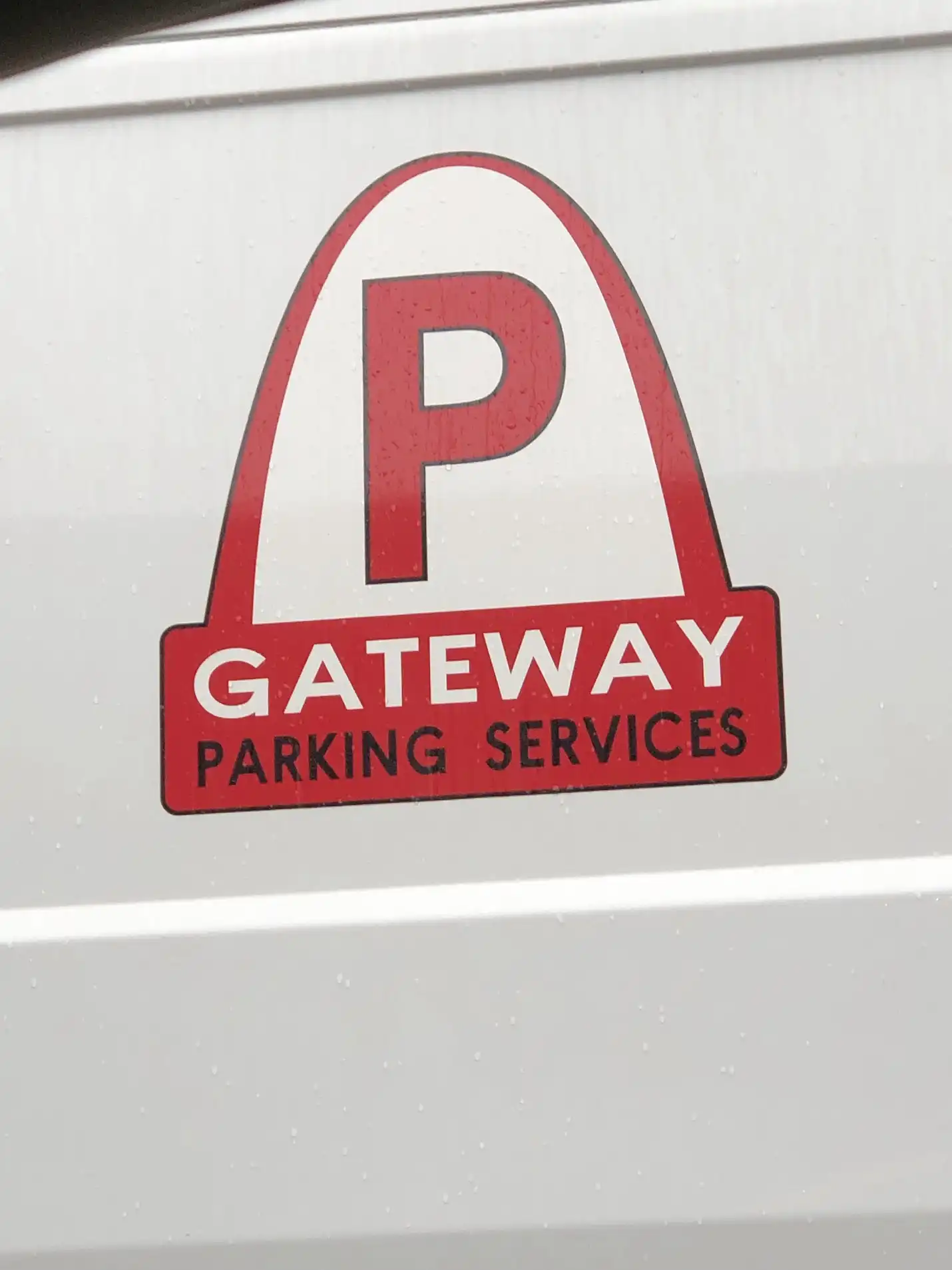 logo for 00160-gateway-parking-services.webp