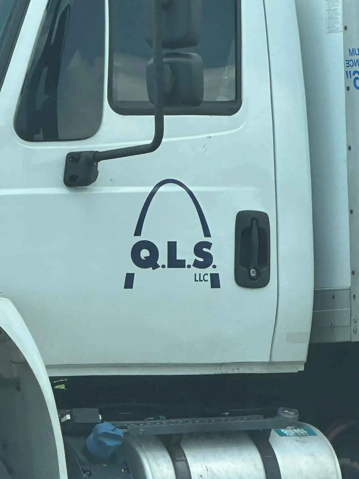 logo for 00279-qls.webp