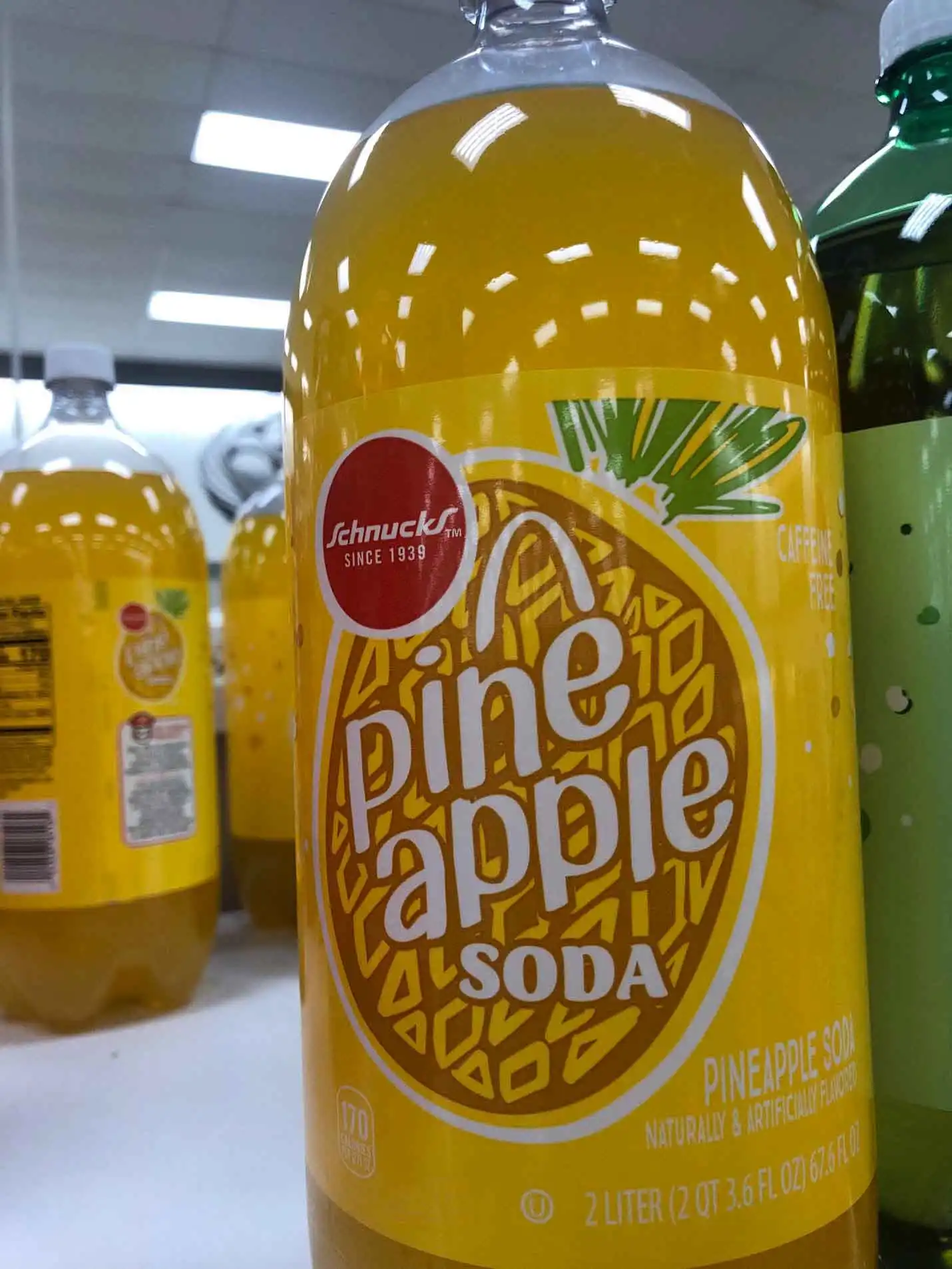 logo for 00311-schnucks-pine-apple-soda.webp