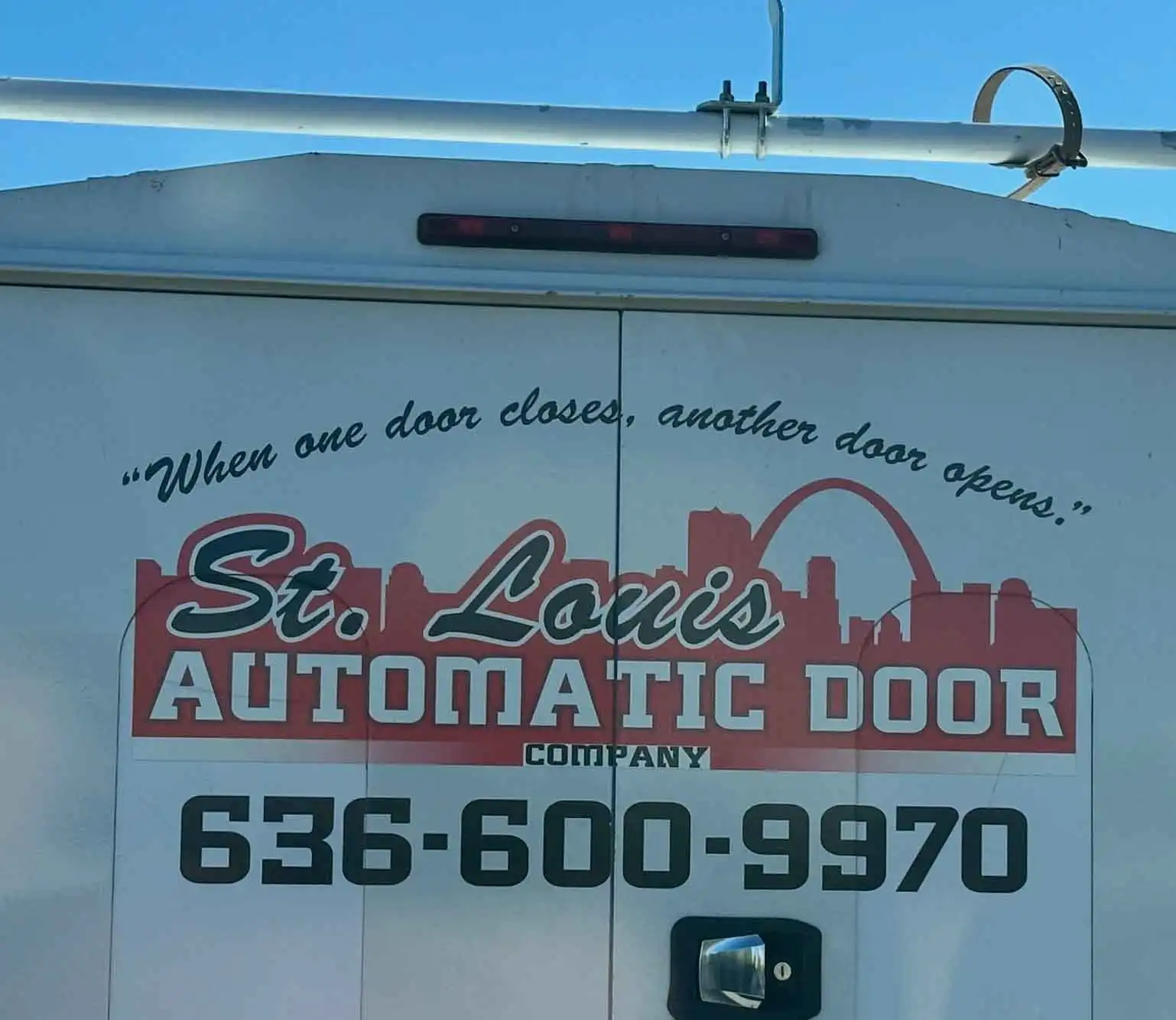 logo for 00342-st-louis-automatic-door.webp