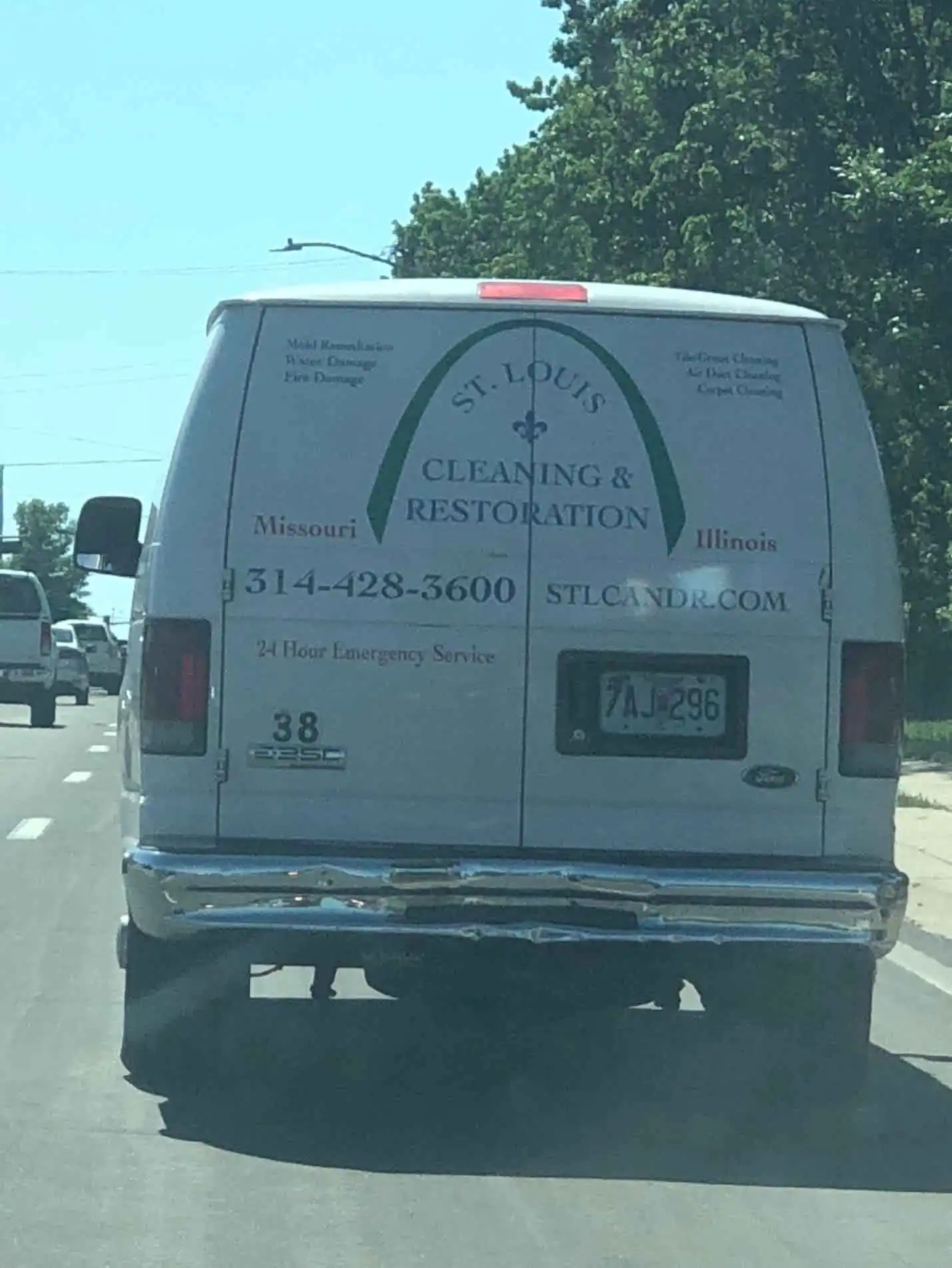 logo for 00350-st-louis-cleaning-and-restoration.webp